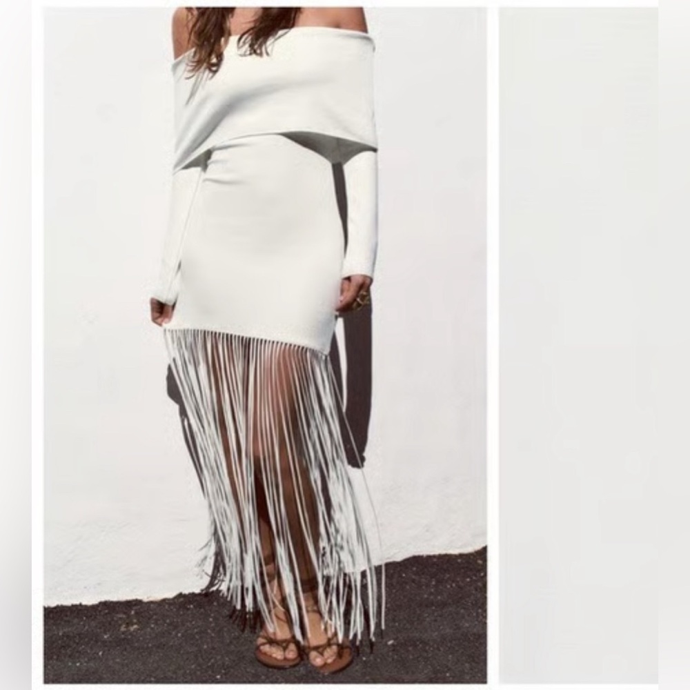 FRINGED STRETCH KNIT DRESS, size M
